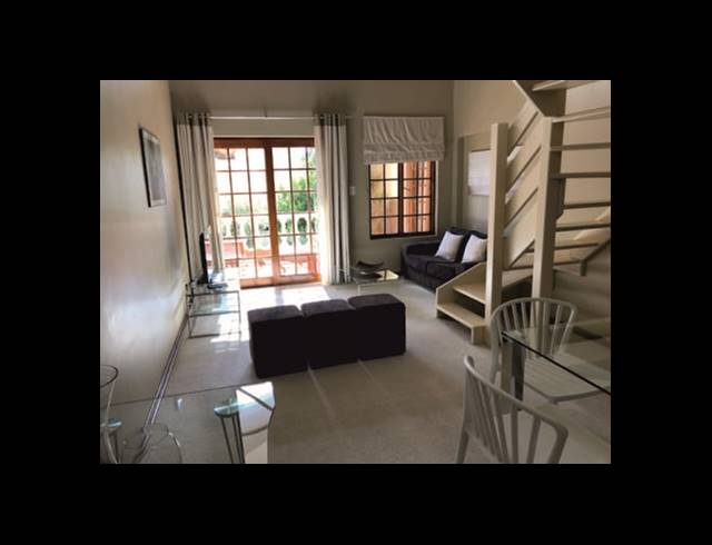 2 BEDROOM DUPLEX RENTED IN HYDE PARK